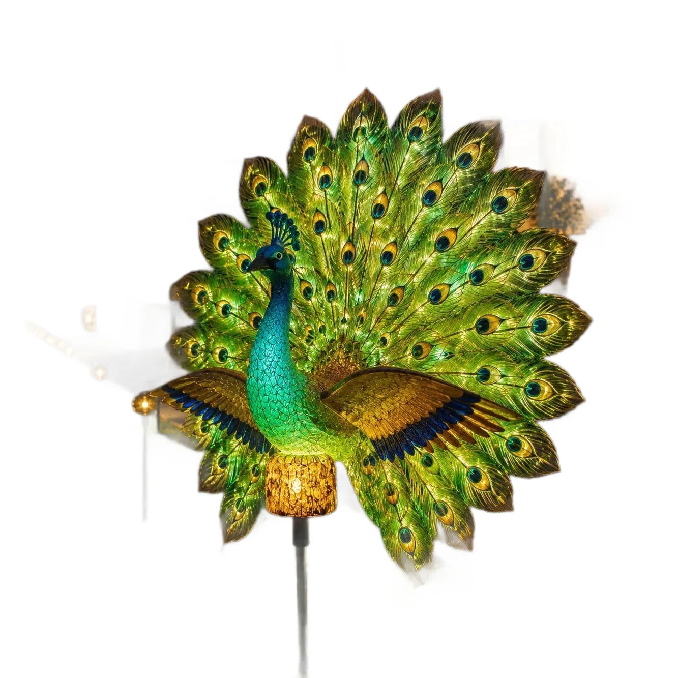 PeacockGlow™ Garden Light 🦚✨ — Solar-Powered Yard Elegance